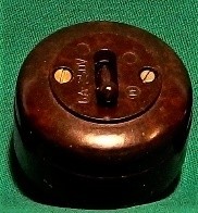 INTERRUTTORI A VISTA IN BAKELITE Immagine 3