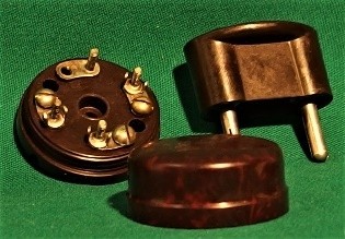 PRESE E SPINE VOLANTI IN BAKELITE Immagine 4