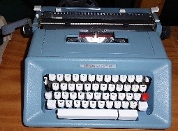 Macchine da scrivere manuali Olivetti, da tavolo e portatili Immagine 45